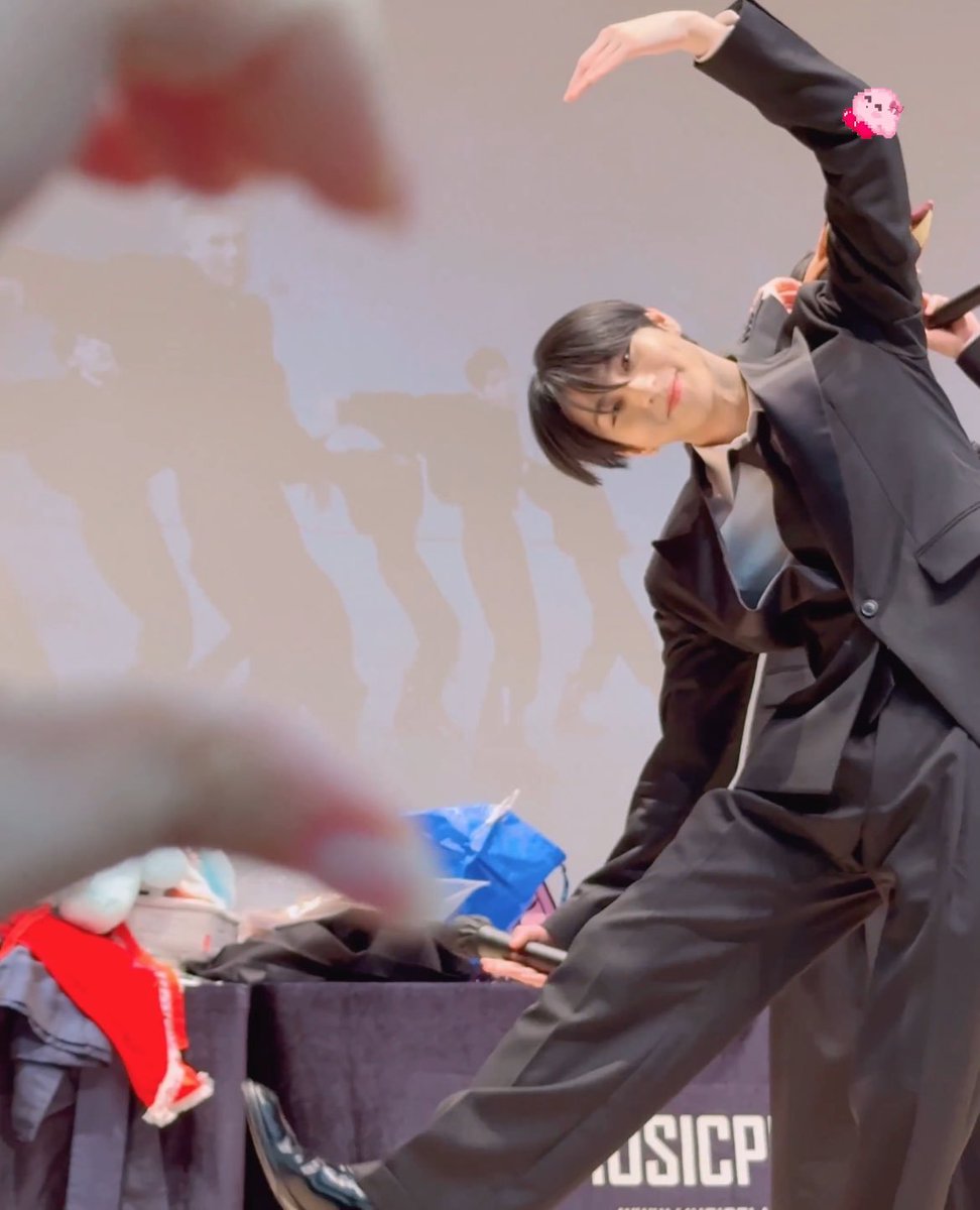 จองวอนน่ารักมากอะ 😭😭😭😭😭😭😭