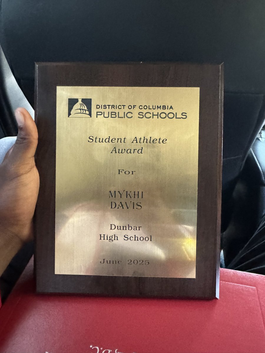 Beyond Blessed to receive the Student Athlete of the year Reward
