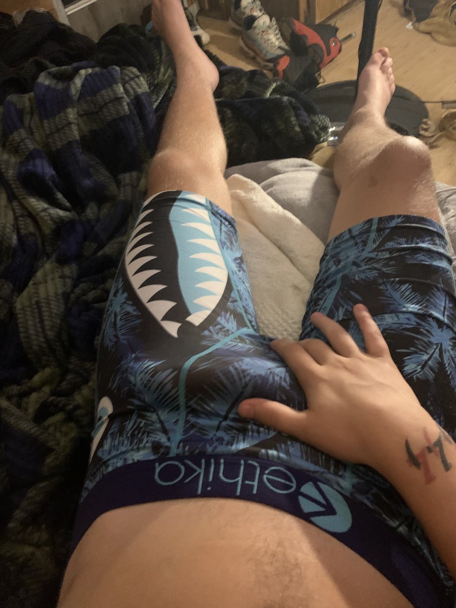 dayvon2freak's tweet photo. It could be all yours bae hmu ❤️ https://t.co/p8PgAkA0Xj