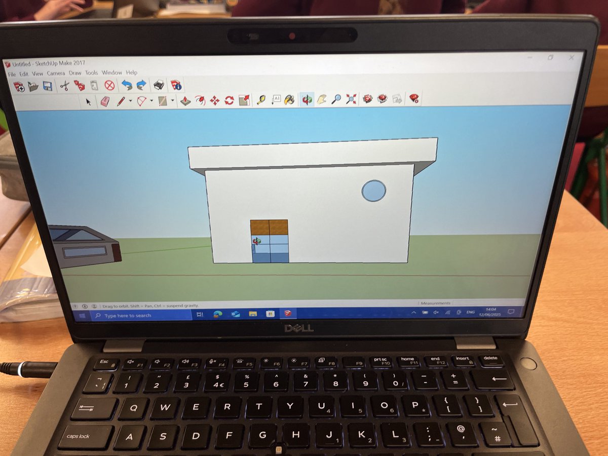 How would you design your ideal house? Maybe a football stadium in your back garden! Take a look at some of the brilliant work from pupils in the senior room who created 3D models of their ideal house with P.J. ⁦<a href="/WhizzkidsPJ/">Whizzkids-PJ</a>⁩ using SketchUp ⁦<a href="/SketchUp/">SketchUp</a>⁩ #coding #design