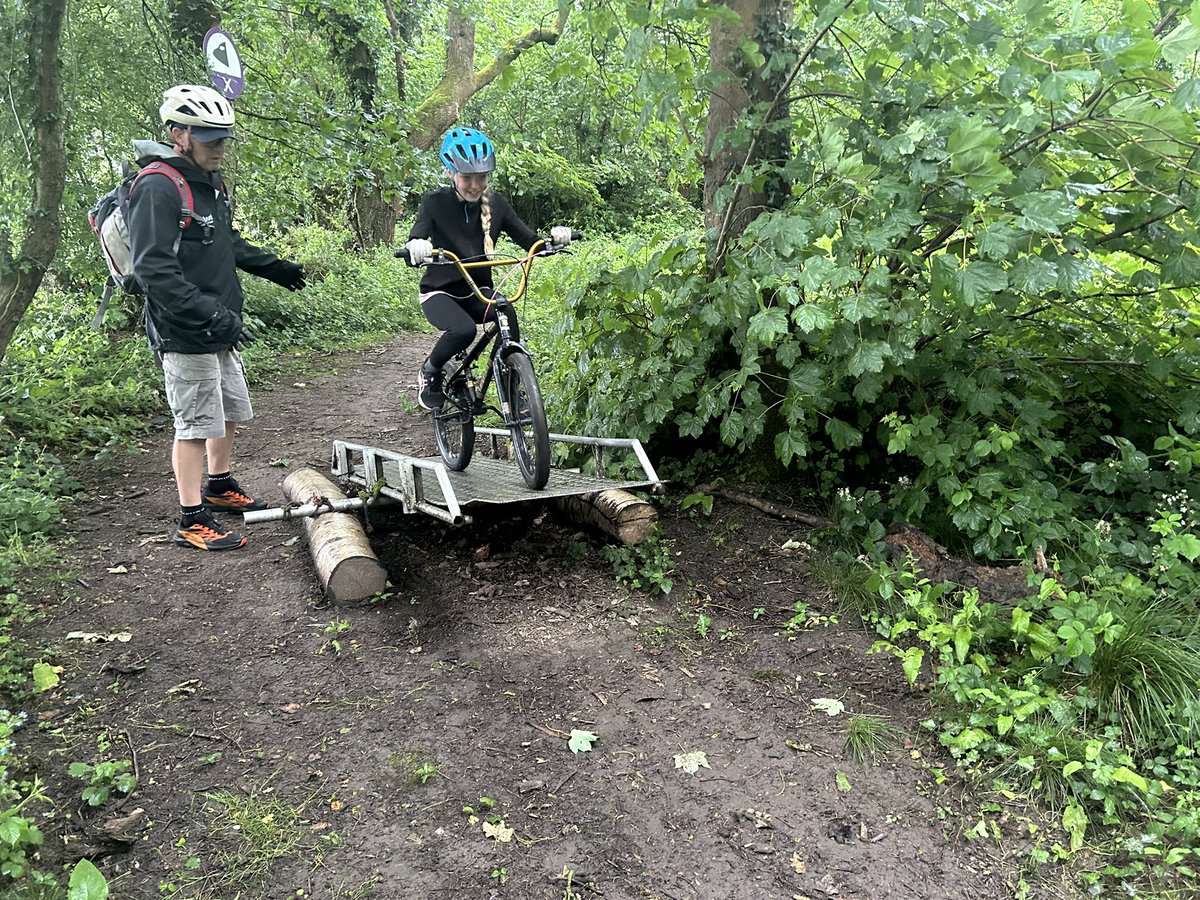 CoppiceB75's tweet photo. Groups G and H have taken on the BMX trail through the woods and conquered the limbo challenge whilst embracing the rain ๐ง๏ธ #BMXAdventure #OutdoorChallenges #ResilienceInRain https://t.co/r7lN7v6gUM