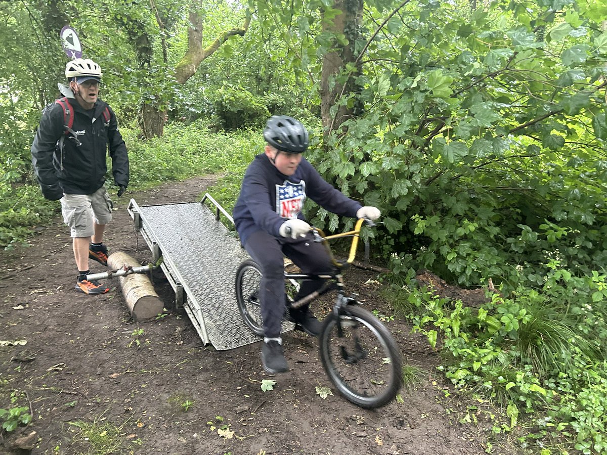 CoppiceB75's tweet photo. Groups G and H have taken on the BMX trail through the woods and conquered the limbo challenge whilst embracing the rain ๐ง๏ธ #BMXAdventure #OutdoorChallenges #ResilienceInRain https://t.co/r7lN7v6gUM