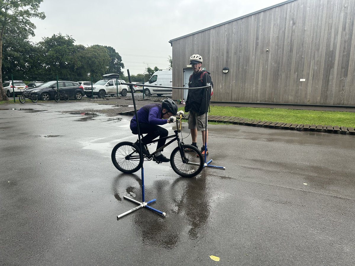 CoppiceB75's tweet photo. Groups G and H have taken on the BMX trail through the woods and conquered the limbo challenge whilst embracing the rain ๐ง๏ธ #BMXAdventure #OutdoorChallenges #ResilienceInRain https://t.co/r7lN7v6gUM