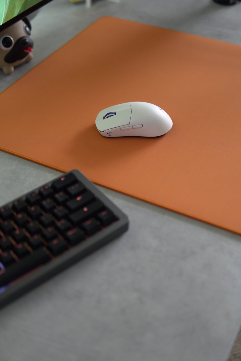 Speak your wish 🐉 #desksetup