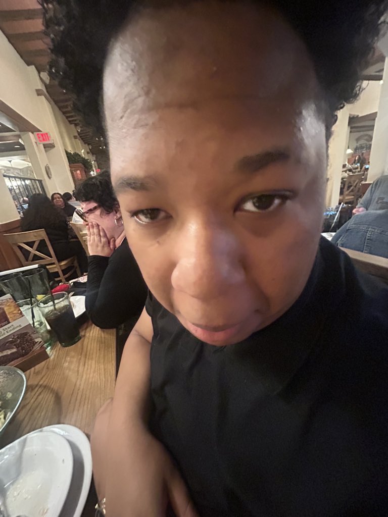 We will be dropping @seemceoo 
Due to him being nerfed after Zens got banned #ApexLegends