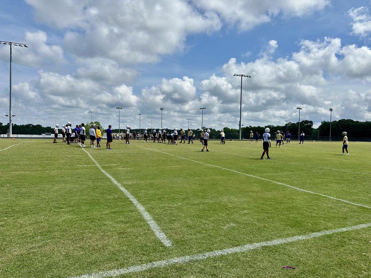 7 on 7 action this morning <a href="/swanseatigersfb/">Swansea High School Football</a> <a href="/Bates_Lees_HS/">BatesburgLeesvilleHS</a> <a href="/WillistonElkoFB/">Blue Devil Football</a> <a href="/BHHawksfootball/">BlackvilleHildaFootball</a> <a href="/BSNSPORTS_SC/">BSN SPORTS South Carolina</a>
