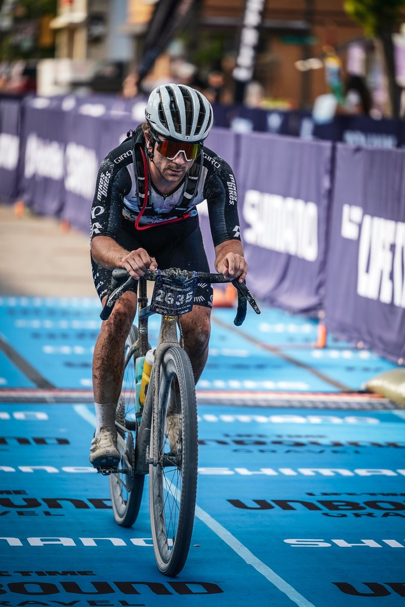 benjamin ar tweet media