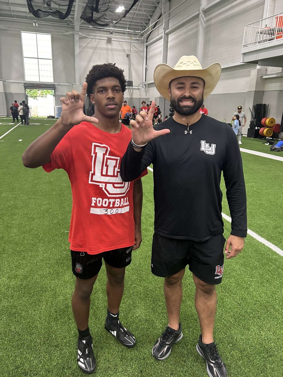 THE_ACE_TRAYLOR's tweet image. Thank you for the invite to the Lamar camp yesterday. I had a good time!
@CoachDrewChrist @_CoachDiaz @Coach_Mitch2 @AaronMeansIII1
