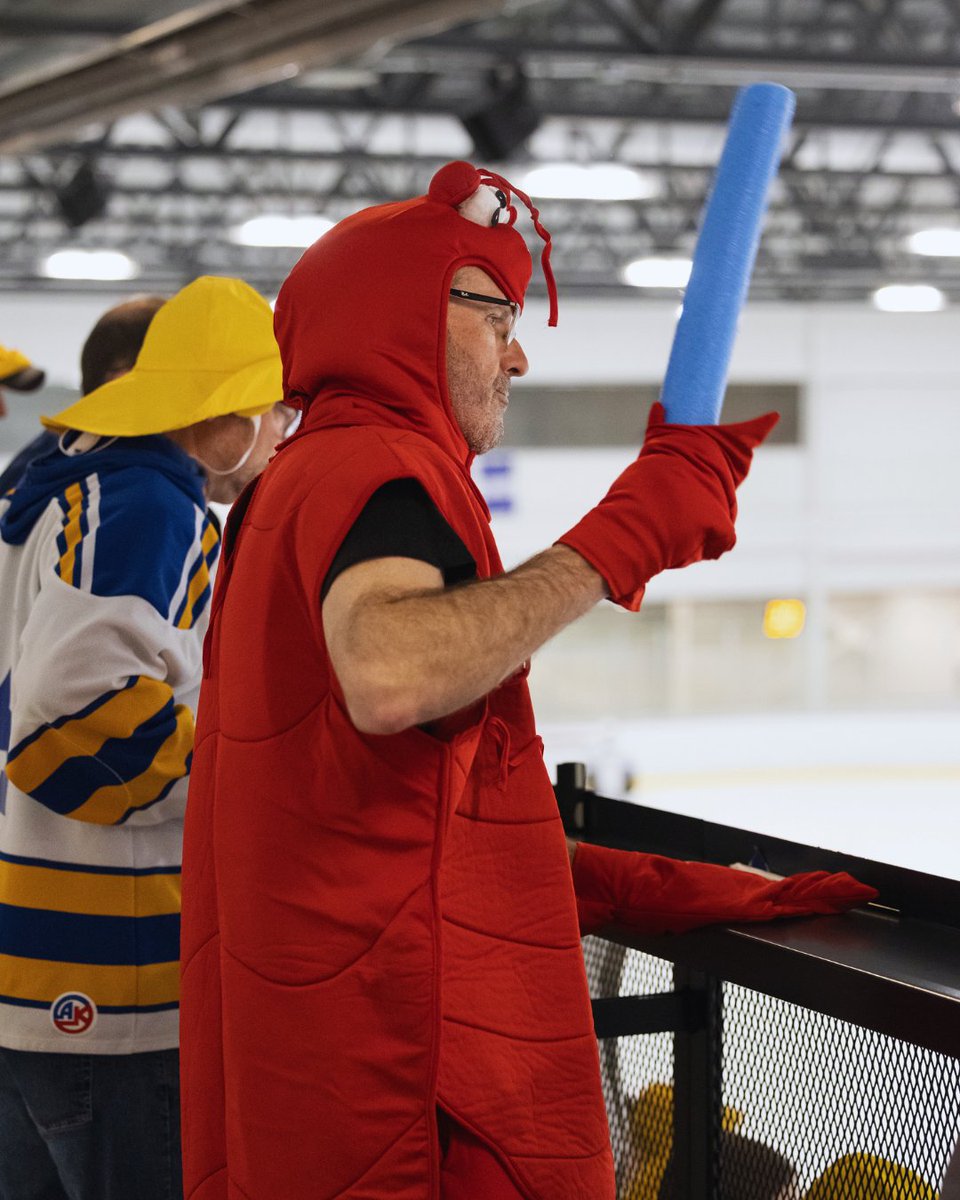 Happy Father's Day to all the ringette dads, grandpas, and those who've embraced the role!

For being very creative semi-professional musicians at our games, coaching and managing our teams, making sure we get to practice on time, and everything in between - thank you.