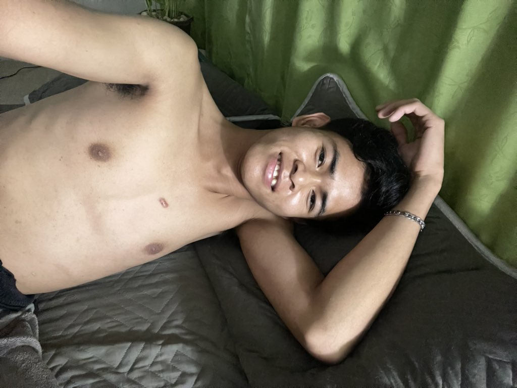 pang_675's tweet photo. มักผมบ่ค้าบ ไร้สิว ผิวดำ🥺 https://t.co/SexIFeplBb