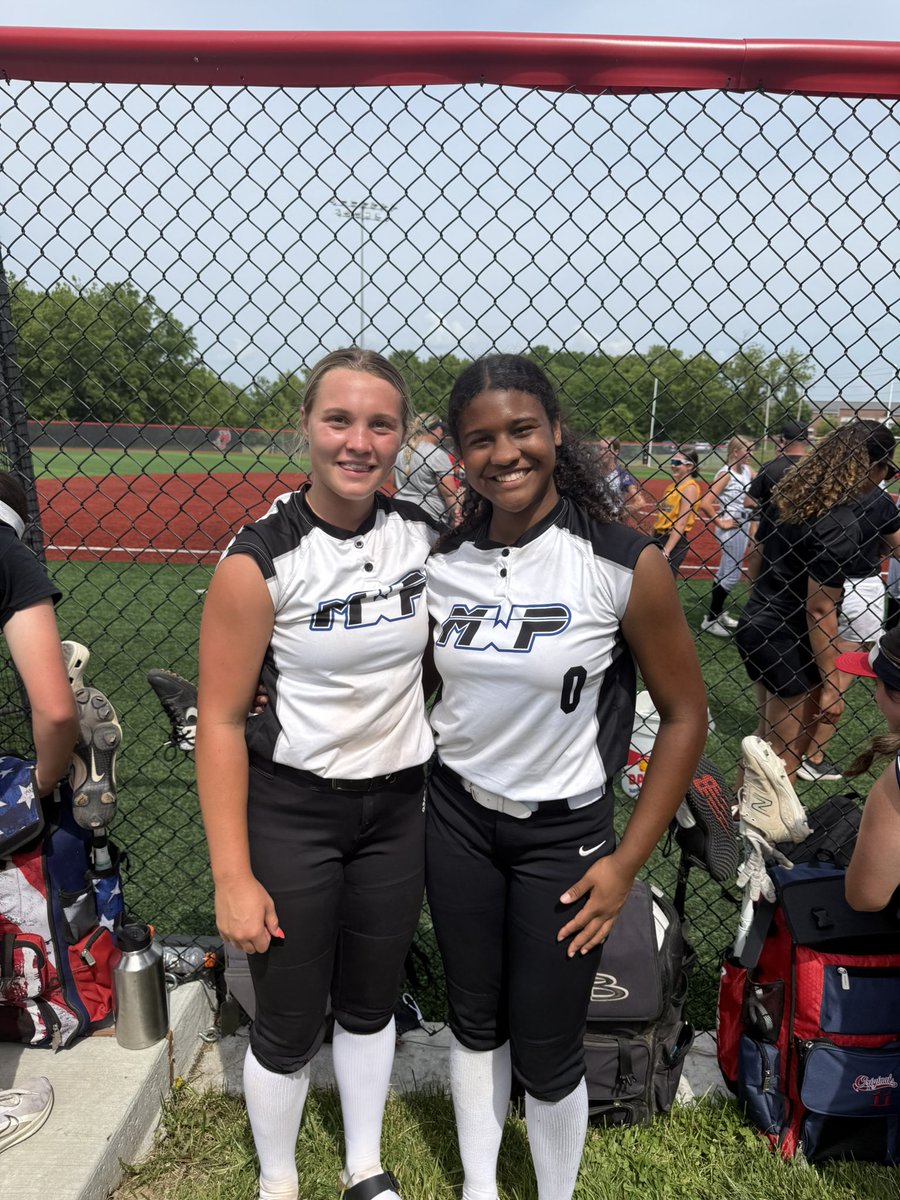 RaiRaiP25's tweet image. Finished an amazing week of softball prospect camps! 🥎🌟 The skills I learned, the friendships made, and the experiences were awesome! Thank you @KUSoftball and William Jewel for hosting! Now ready to showcase my skills at the Team One tournament today! #FutureStars c/o2027