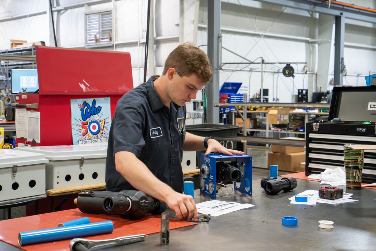 Another solid build from our Light Assembly team.
We’re equipping a major logistics company with a Ross Valve + Parker Trans-Air solution—tools we trust to keep operations running smoothly.

Just another day at AHP. 💪

#MaterialHandling #RossValve #TransAir #AirHydroPower