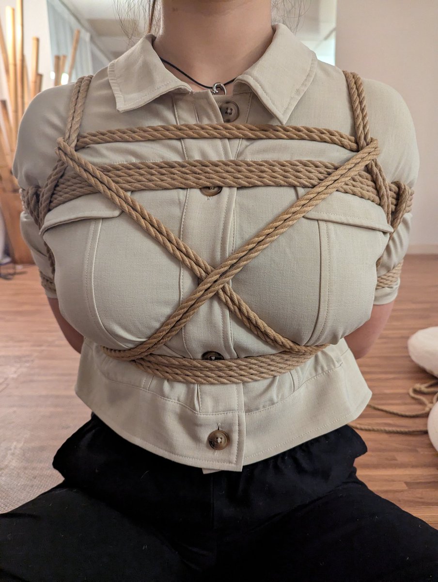 久違的練繩，綁了個整齊的後手，結果就一路起飛到降落，收繩才想起來忘記拍照了，感謝繩模的支援<a href="/oxygen_0521/">O₂</a>。#繩縛