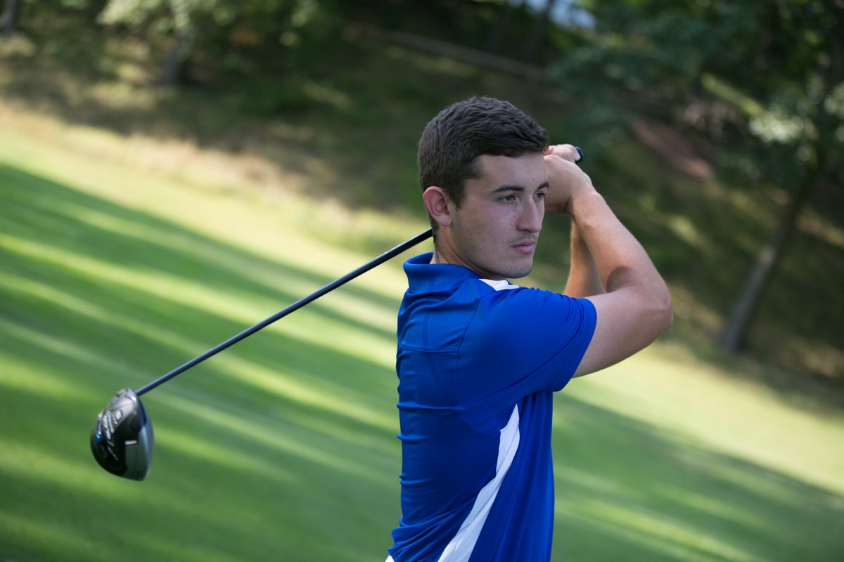SHUMGolf's tweet image. Good luck to Pirates' alum and former Seton Hall golfer πππππ π'πππππ as he caddies for amateur qualifier Matt Vogt this week at the U.S. Open!!
#HALLin β³π΄ββ οΈπ΅βͺ