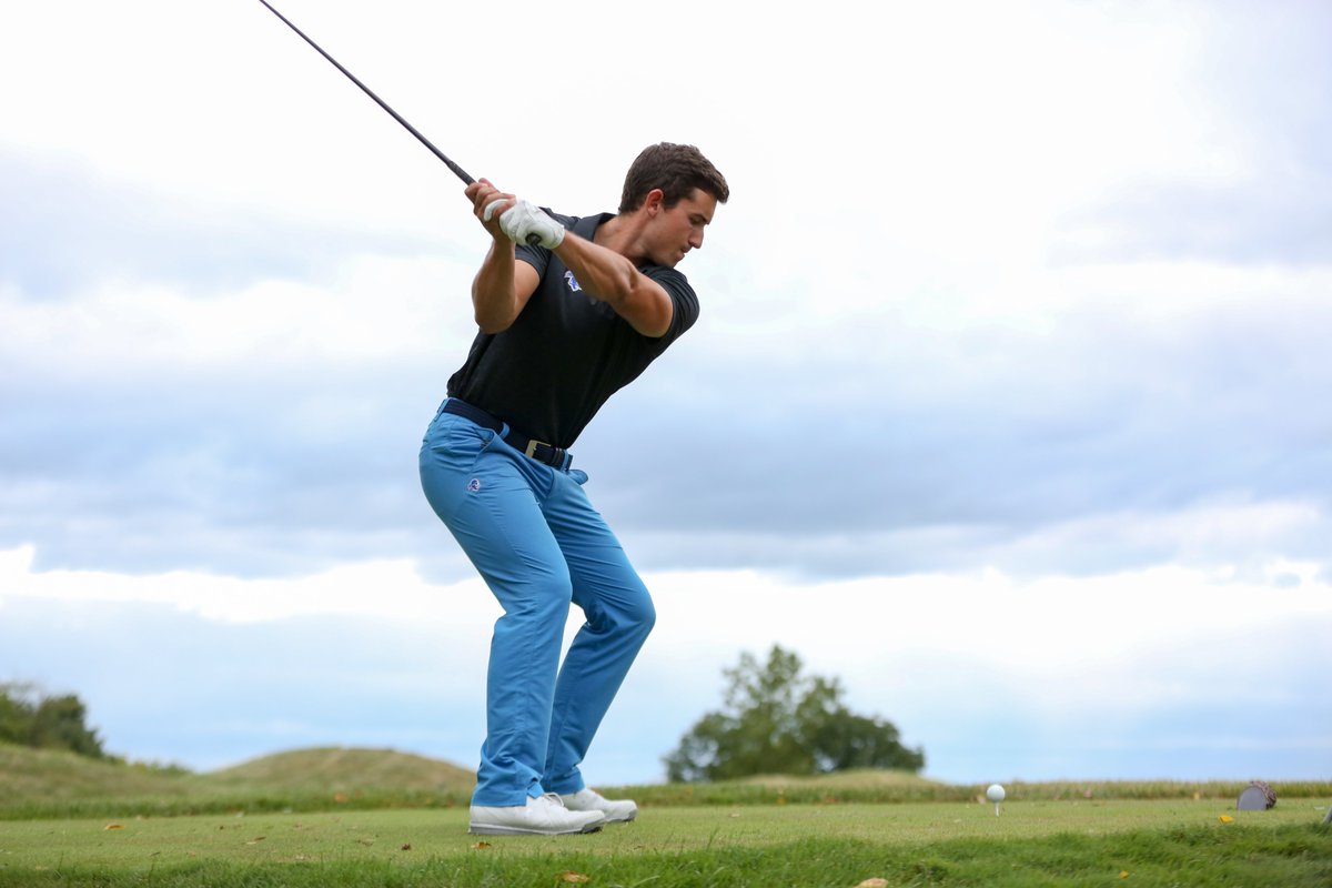 SHUMGolf's tweet image. Good luck to Pirates' alum and former Seton Hall golfer πππππ π'πππππ as he caddies for amateur qualifier Matt Vogt this week at the U.S. Open!!
#HALLin β³π΄ββ οΈπ΅βͺ