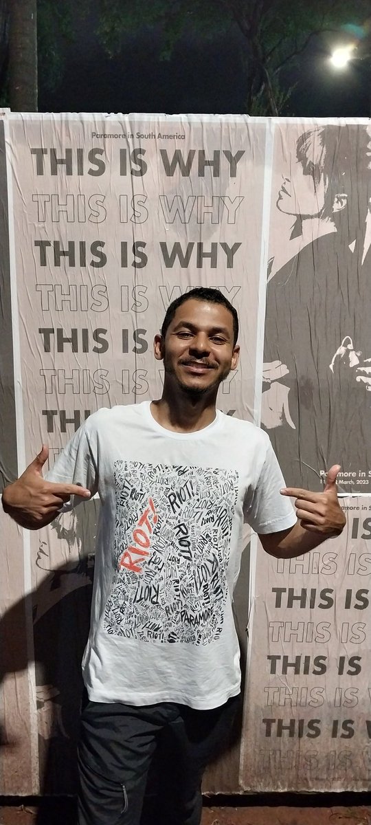 Wellisson_29's tweet image. Dia de #TBT com camisa de álbum! 
Só quem já encheu uma capa de caderno com de Riot! Sabe como é!