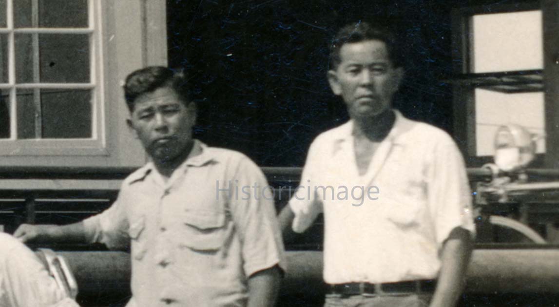 Historicimage's tweet photo. 1943 Jerome Relocation Center, Denson Arkansas. Japanese American fire fighters and internees at the camp fire station. #JapaneseAmerican #Historicimage #firefighter https://t.co/VmPbCWaV2O