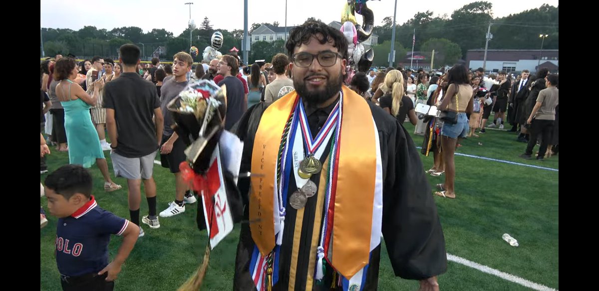 NETechKnights's tweet photo. Northeast Metro Tech Vocational High School Class Of 2025 Graduation Ceremony in  4K
Congratulations!!
Your future is now.
https://t.co/X2HyRAqMuO 

@NEMetroTech
@WakefieldPatch 

#NEMetroTech 
#NortheastMetroTech 
#NortheastGoldenKnights https://t.co/qu76BZPlvQ