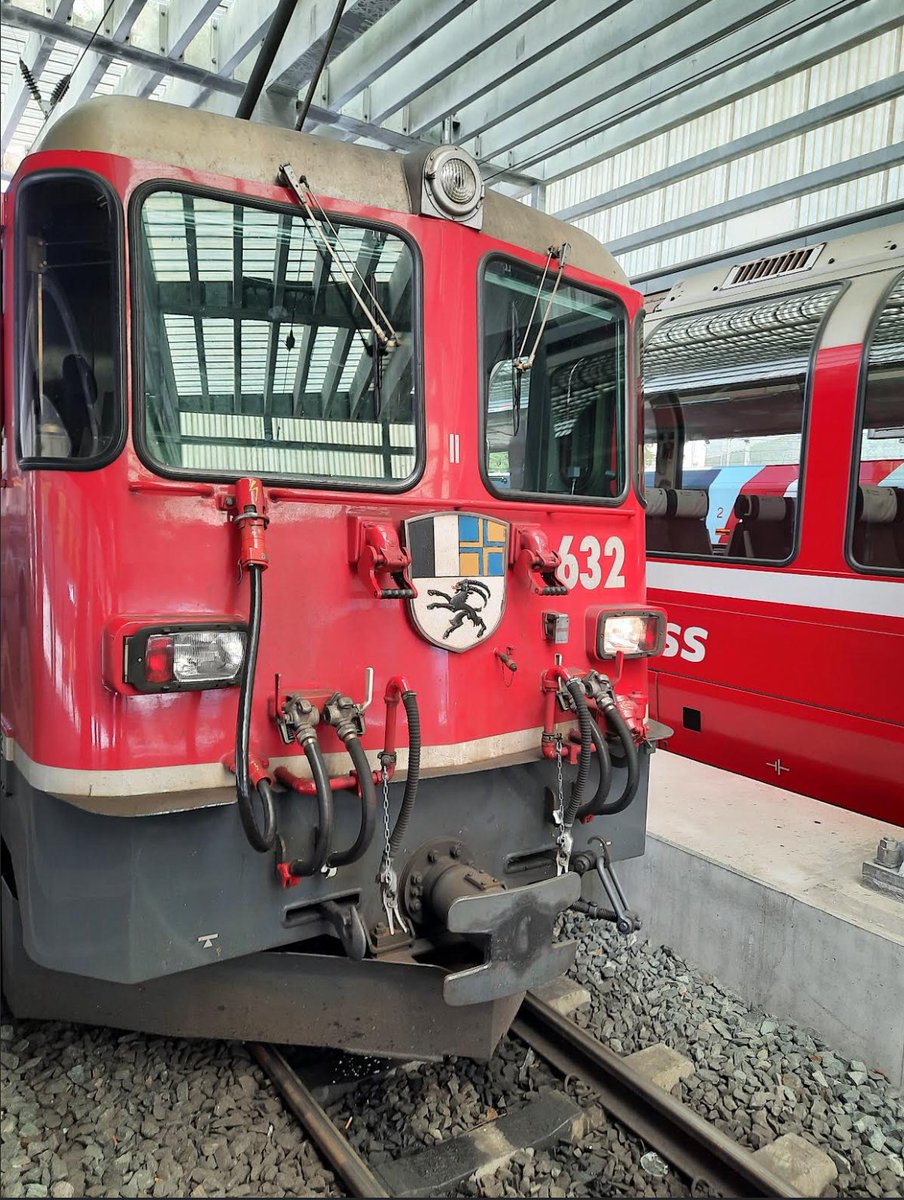 The Lord Lyon is in Switzerland but such is his devotion to duty that he has sent a photograph of the famous Glacier Express, bearing the arms of the Canton of Graubünden for our edification.