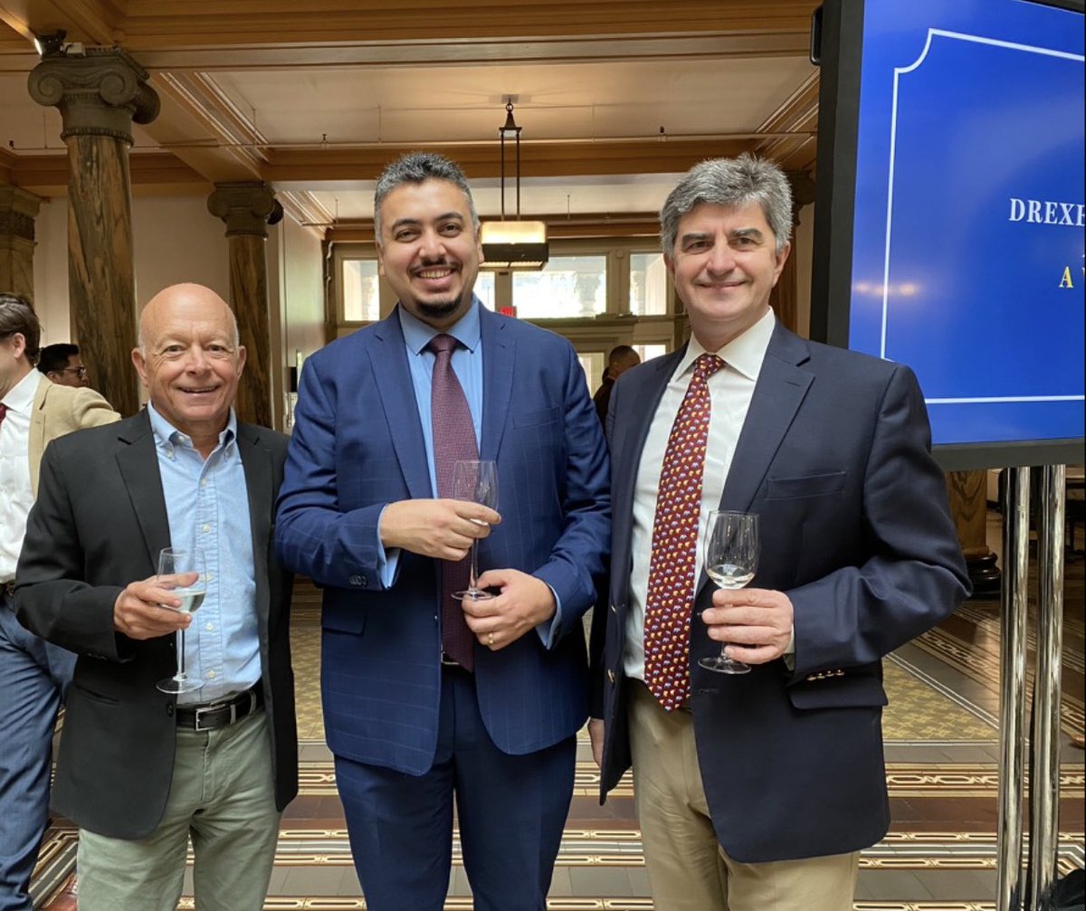 Drexel Nanomaterials Institute (DNI) (@drexelnano) on Twitter photo 📣 We’re proud to share that our alum, Dr. Michael Naguib — who made history by synthesizing the first MXene — has been promoted to Full Professor at Tulane University, effective July 1st! 🎉
Join us in congratulating Dr. Naguib on this well-deserved achievement! 👏
<a href="/DrexelUniv/">Drexel University</a> 📣 We’re proud to share that our alum, Dr. Michael Naguib — who made history by synthesizing the first MXene — has been promoted to Full Professor at Tulane University, effective July 1st! 🎉
Join us in congratulating Dr. Naguib on this well-deserved achievement! 👏
<a href="/DrexelUniv/">Drexel University</a>