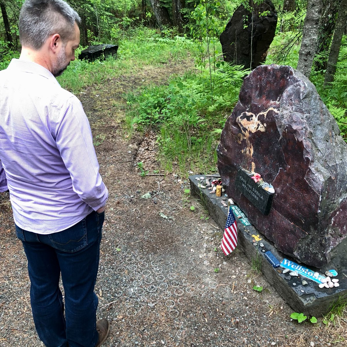 MN DEED (@mndeed) on Twitter photo Commissioner <a href="/DEEDVarilek/">Commissioner Matt Varilek</a> recently shared DEED’s legislative highlights with Tribal Leaders while attending the Minnesota Indian Affairs Council meeting on the Bois Forte reservation. While visiting, he took in a quiet moment and paid respects to a great leader. Commissioner <a href="/DEEDVarilek/">Commissioner Matt Varilek</a> recently shared DEED’s legislative highlights with Tribal Leaders while attending the Minnesota Indian Affairs Council meeting on the Bois Forte reservation. While visiting, he took in a quiet moment and paid respects to a great leader.