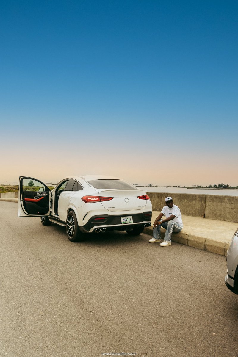 luckymanefx's tweet image. Got bored - added a ‘23 GLE to the garage 

Forex money plenty mahnnnnn