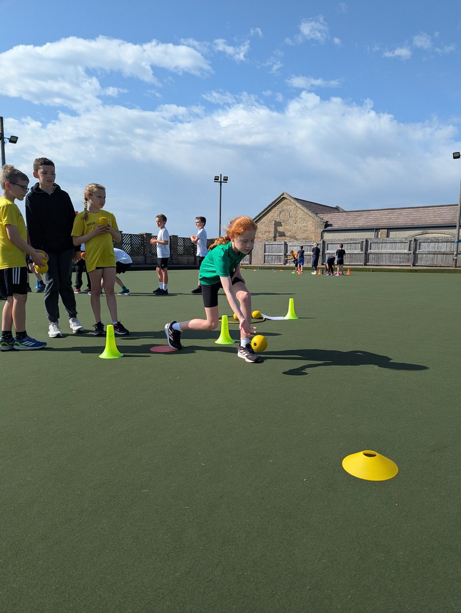 LIVE ACTION from tonight's superb Crown Green Bowling competition!