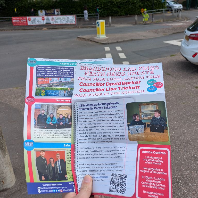 I've been out delivering our latest ward update leaflet on Brandwood Park Road, letting you know what we've been up to. Bear with us as we get them out across the ward this summer. 
Great to pass by all the zebra zone banners and see the streets safer outside the school too. 🦓