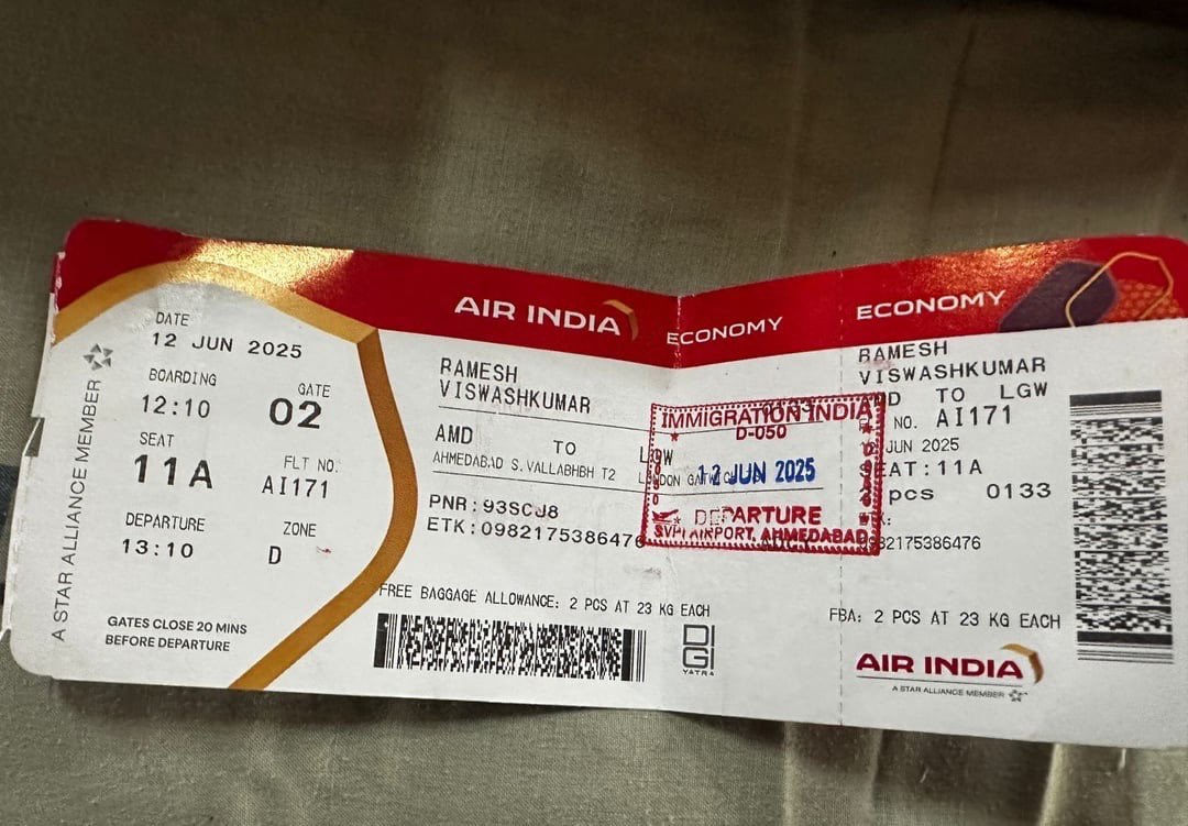The passenger in seat 11A that reportedly survived the Air India crâsh.
