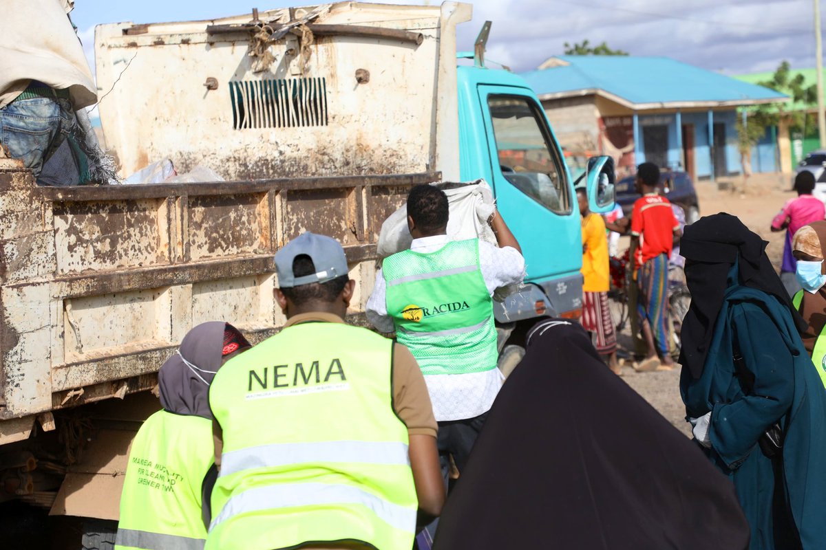 RACIDA (@racidaofficial) on Twitter photo 🌍 To mark #WorldEnvironmentDay2025, RACIDA joined <a href="/Mandera_cgvt/">Mandera County Government</a>, led by H.E. Deputy Governor Dr. <a href="/alimaalim/">Dr. Ali Maalim, EBS</a>, and partners at Neboi for a day of impactful action — from clean-up drives to planting 100 trees. 🌱🌳
RACIDA, in partnership with <a href="/Concern/">Concern Worldwide</a>, supported the event through 🌍 To mark #WorldEnvironmentDay2025, RACIDA joined <a href="/Mandera_cgvt/">Mandera County Government</a>, led by H.E. Deputy Governor Dr. <a href="/alimaalim/">Dr. Ali Maalim, EBS</a>, and partners at Neboi for a day of impactful action — from clean-up drives to planting 100 trees. 🌱🌳
RACIDA, in partnership with <a href="/Concern/">Concern Worldwide</a>, supported the event through