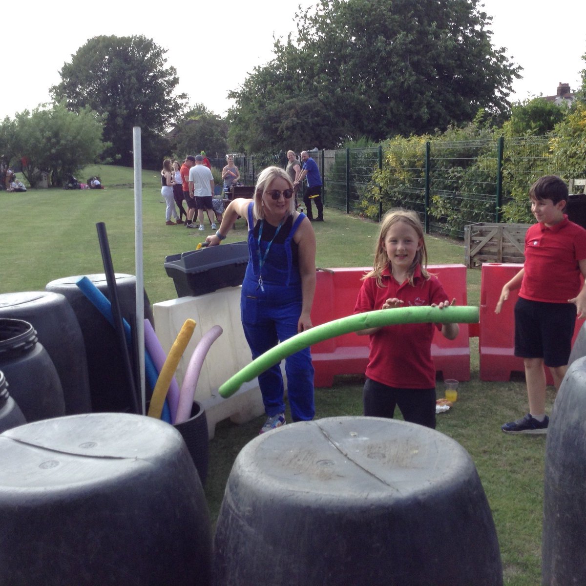 NorthDuffieldSc's tweet image. Thank you so much to everybody who came and celebrated the #InternationalDayofPlay with us. The children love sharing their @OPAL_CIC play zones with their family and friends!