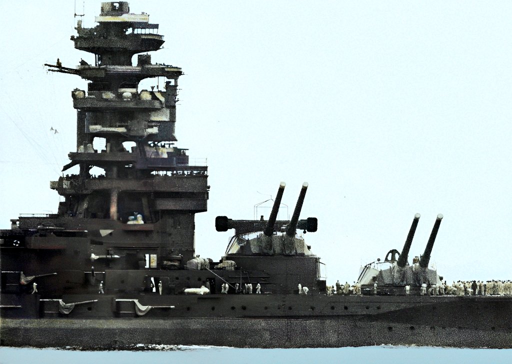 ＃日本海軍
前部砲塔に仰角を付ける戦艦長門