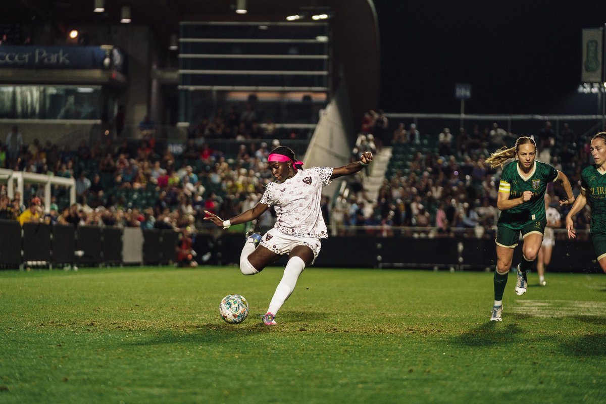 Zoe Miles tweet media