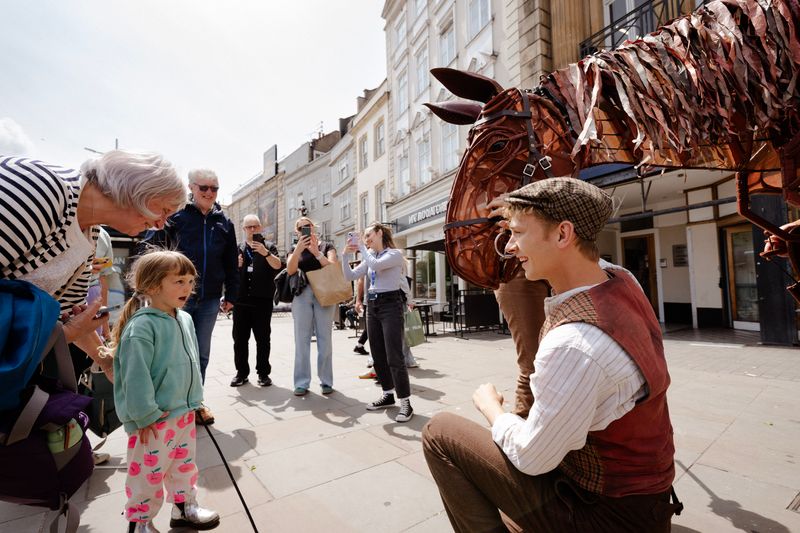War Horse Bristol Hippodrome tickets still available at prf.hn/l/3PXx8zz 

Joey has been out and about in Bristol too!