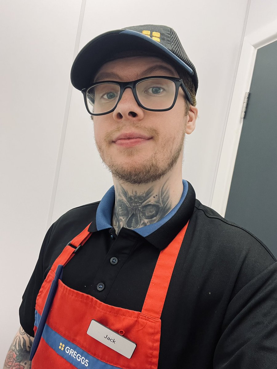 Officially my 2 year anniversary at Greggs! 🥳 honestly the best job I’ve had! 😚 “Roll” on more years to come! 🥐🧑‍🍳