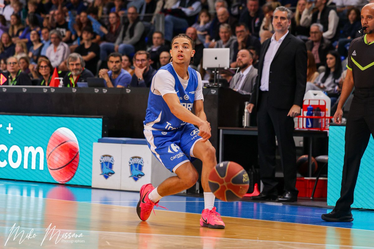 💎 Pépite des Sharks, Gabriel Veras a signé son premier contrat pro avec Antibes ! 

🦈 bebasket.fr/pepite-des-sha…