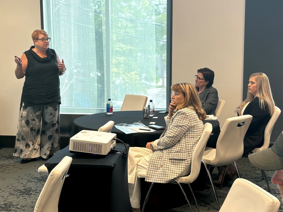 OhioBroadcaster's tweet image. Enjoying more breakout sessions at the OAB Executive Forum! This round features Lisa Fields of @mediastaffing on team morale-building and retaining talent, and another session from @jacobsmedia's Chris Brunt on applications of AI!