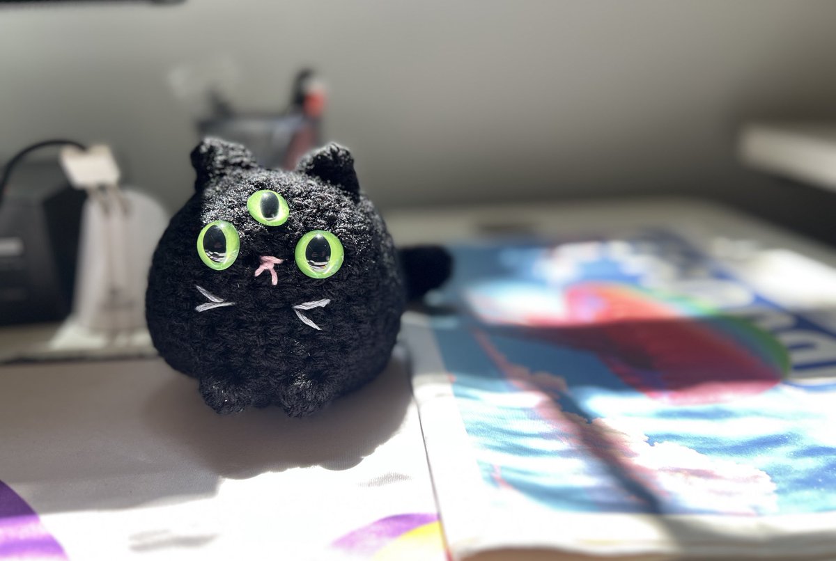Mélissae (@malloops_) on Twitter photo Came in to the office and found the cutest little crocheted gift from <a href="/KristinFracchia/">Kristin Fracchia</a> celebrating Mr. Peepers 😻👁️👁️👁️ Came in to the office and found the cutest little crocheted gift from <a href="/KristinFracchia/">Kristin Fracchia</a> celebrating Mr. Peepers 😻👁️👁️👁️