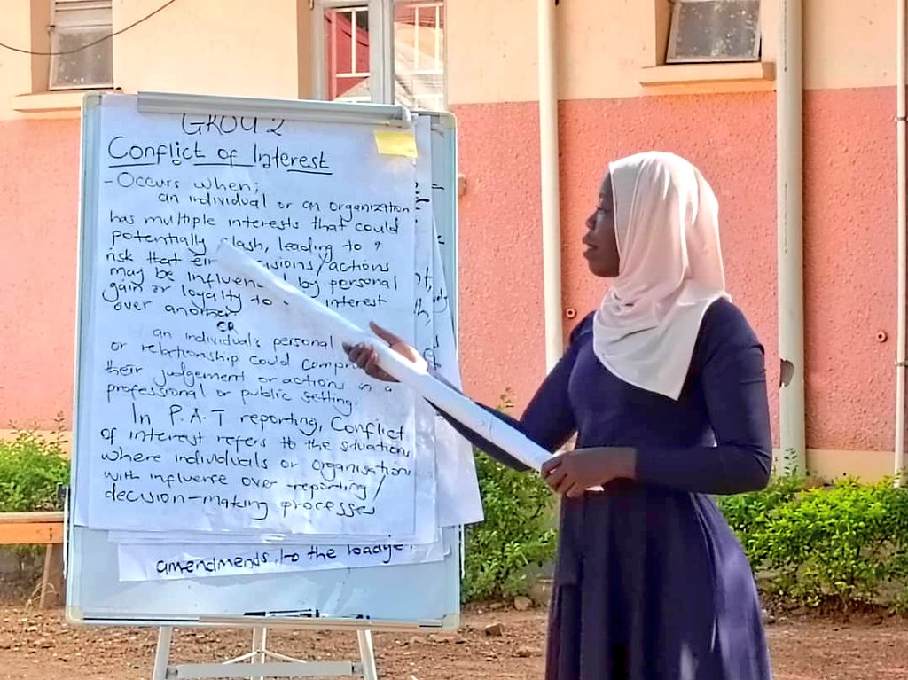 STFUganda's tweet image. Day 2 of the Public Accountability and Transparency training is underway at Bidibidi FM! Facilitated by John Omara and Mildred Javuru, this 3-day workshop is part of the Amplifying Voices, Enhancing Dialogue project, implemented by DW Akademie with funding from the European…