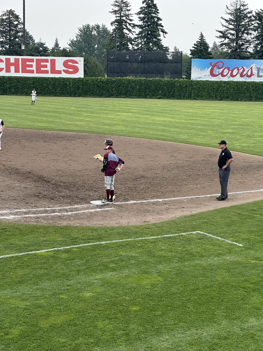 GUESS WHO (spoiler alert it’s Landon Lowrie)

An RBI single scores one to give Pine Island the 2-1 lead entering the bottom of the eighth