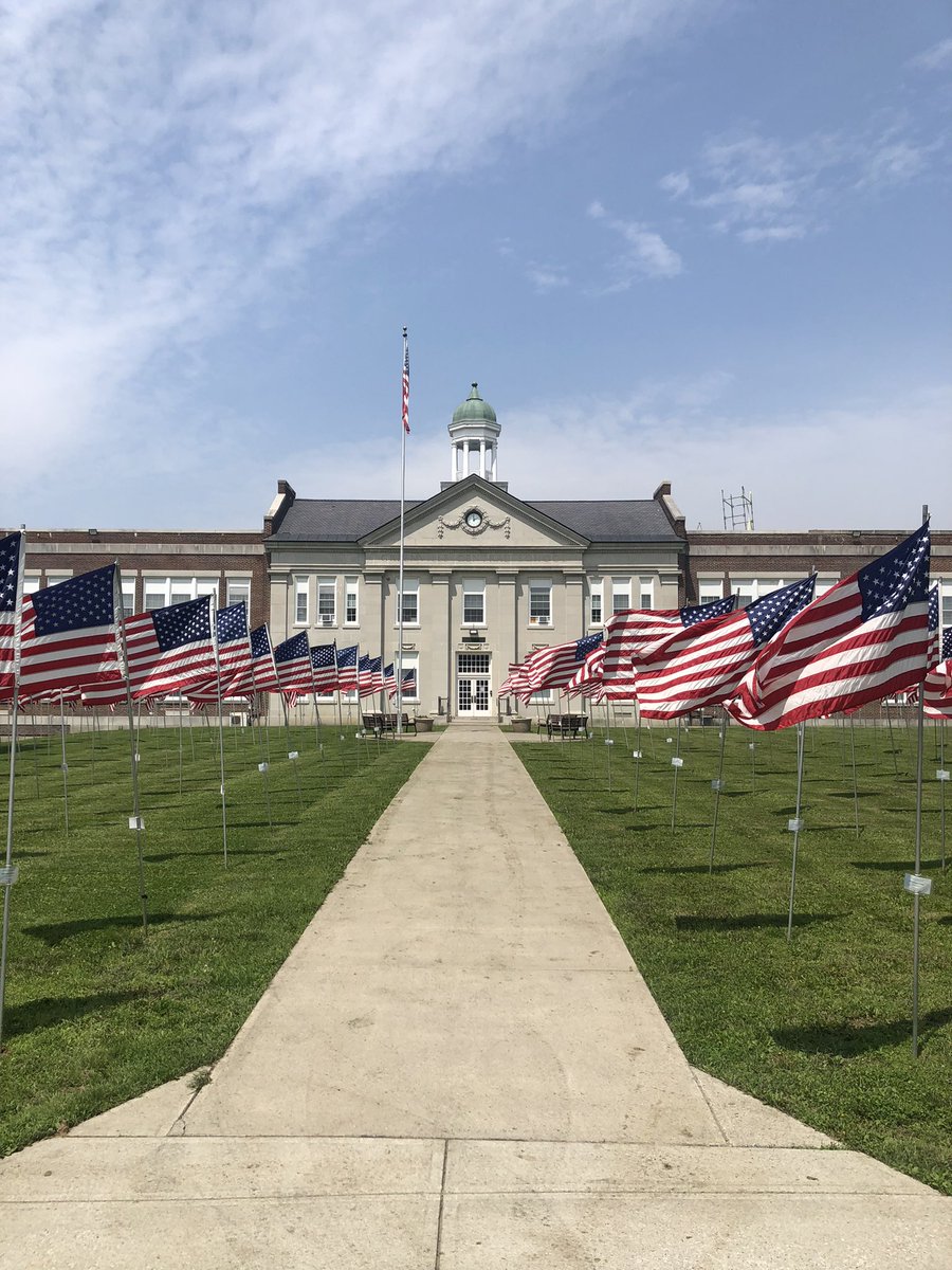 MikeBennett1759's tweet image. This is a special time of your at Scott M. Ellis Elementary School. With a Flag Day celebration tomorrow, I needed to share a sneak peak! @GreenvilleCSD