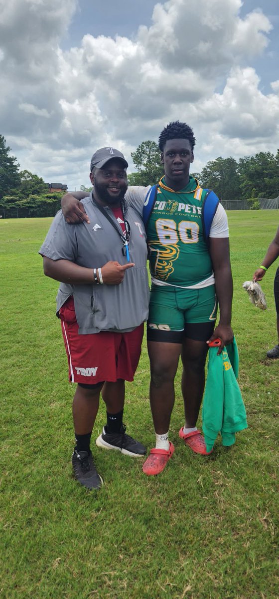 Raymund thompson (@tho60199) on Twitter photo Im blessed to receive my 1st 🅾️ffer from Troy⚔️ <a href="/TroyTrojansFB/">Troy Trojans Football 8x⚔️</a> <a href="/CoachJMann919/">Justin Manning</a> <a href="/MonroeFTBL/">Monroe Football</a> <a href="/_Coach_Herring/">Lacey Herring</a> <a href="/BrendanKimble1/">Coach Kimble</a> <a href="/Coach_M_Nix/">Mike Nix</a> <a href="/RecruitGeorgia/">Recruit Georgia</a> Im blessed to receive my 1st 🅾️ffer from Troy⚔️ <a href="/TroyTrojansFB/">Troy Trojans Football 8x⚔️</a> <a href="/CoachJMann919/">Justin Manning</a> <a href="/MonroeFTBL/">Monroe Football</a> <a href="/_Coach_Herring/">Lacey Herring</a> <a href="/BrendanKimble1/">Coach Kimble</a> <a href="/Coach_M_Nix/">Mike Nix</a> <a href="/RecruitGeorgia/">Recruit Georgia</a>