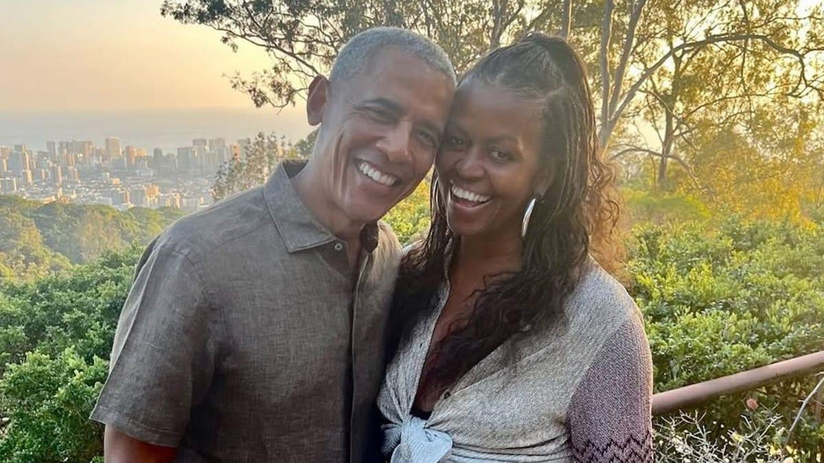 Barack y Michelle Obama sorprenden con una nueva foto juntos por el  cumpleaños de su hija Sasha https://t.co/8idUCnsEcM, image size:1200x675