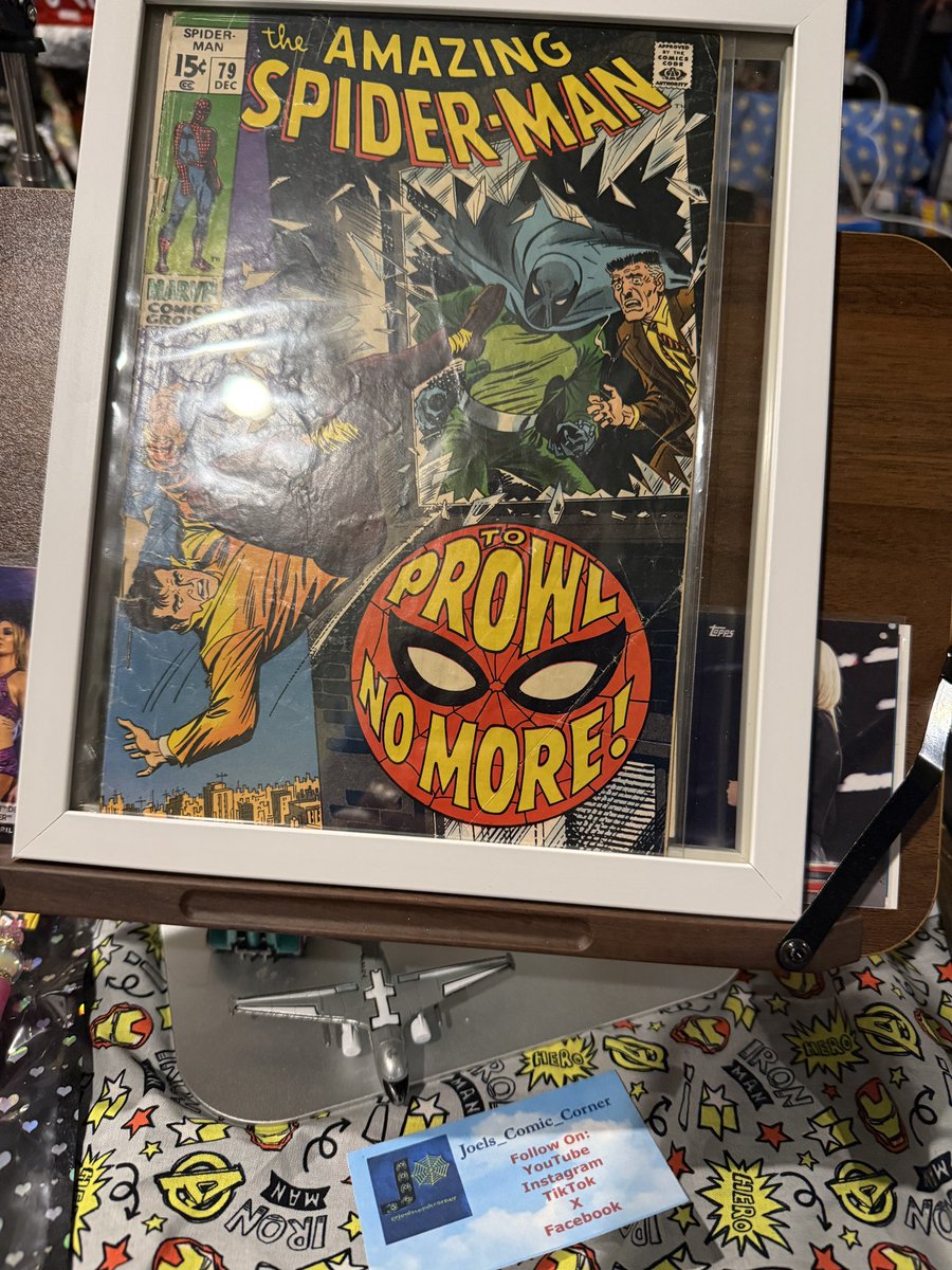 JOELCOMICSTABLE's tweet image. Check this awesome frame art |Joels comic corner #ThrowbackThursday #Marvel #FrameArt