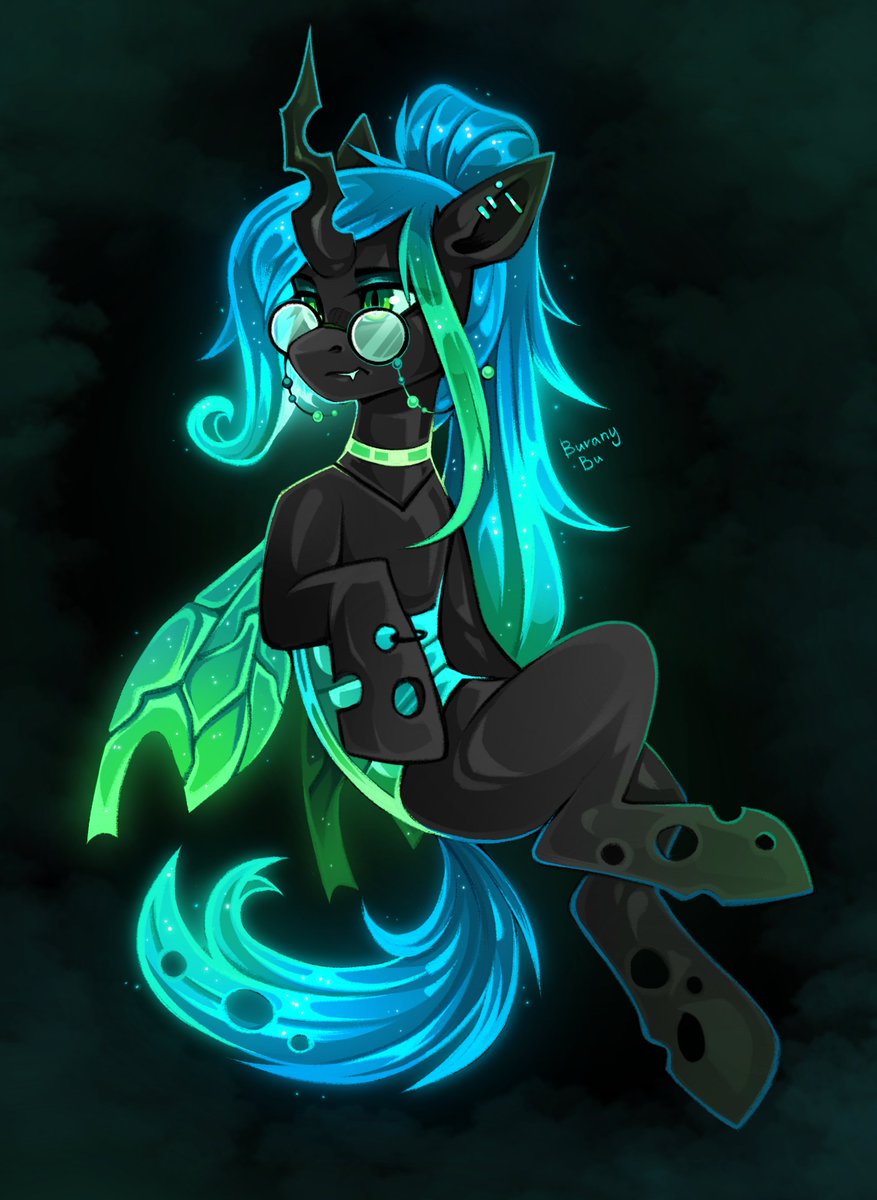 Chrysalis, in retirement, decided to take care of herself.
#QueenChrysalis #mlp #pony