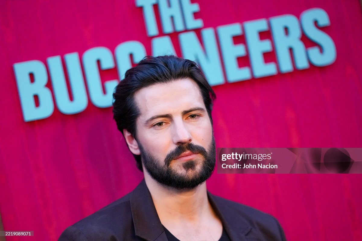 BritActorsFan's tweet photo. #JacobIfan at #TheBuccaneers Season 2 Photo Call https://t.co/f6Yqh59exr