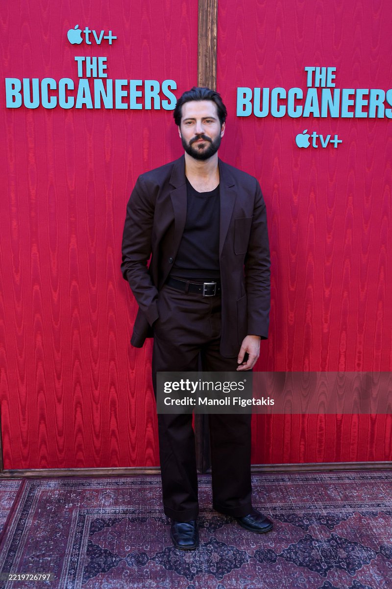 BritActorsFan's tweet photo. #JacobIfan at #TheBuccaneers Season 2 Photo Call https://t.co/f6Yqh59exr