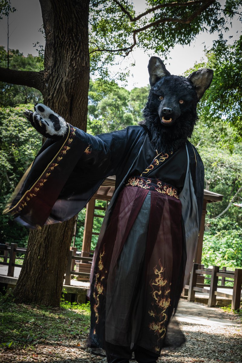 道阻且長，然爾亦至，
唯欲前行，但憑本事。

攝影： Xian Tsai
＃FursuitFriday