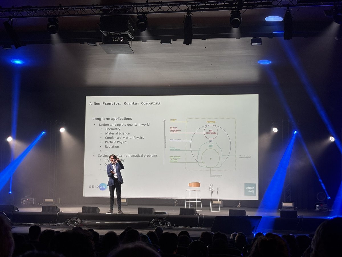 Avui he tingut la sort d’assistir a una xerrada súper interessant sobre la computació quàntica i he pogut entendre i veure les diferents aplicacions de la física quàntica a la tecnologia i en el món que ens envolta.

M’has animat a investigar i indagar sobre el tema.

Gràcies!
