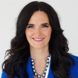 Pepperdine News (@pepperdine_news) on Twitter photo Congrats to <a href="/GraziadioAlumni/">Graziadio Alumni Network</a> Jennifer Patterson (MSOD ’04), Principal at DoorTwo, on being named one of the Top Women Leaders in Business Consulting & Services for 2025! Her work helping leaders drive impact is making waves.
thewomenweadmire.com/2025/06/the-to… Congrats to <a href="/GraziadioAlumni/">Graziadio Alumni Network</a> Jennifer Patterson (MSOD ’04), Principal at DoorTwo, on being named one of the Top Women Leaders in Business Consulting & Services for 2025! Her work helping leaders drive impact is making waves.
thewomenweadmire.com/2025/06/the-to…